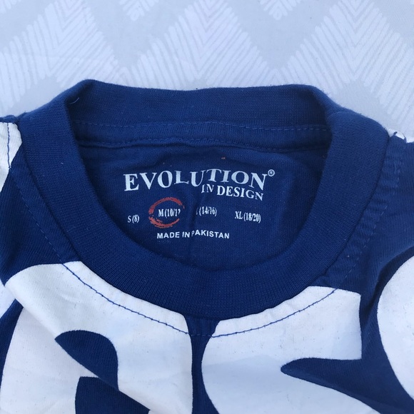 🎊🎉 5 for $20 🎉🎊Boys shortsleeve shirt - Picture 3 of 5